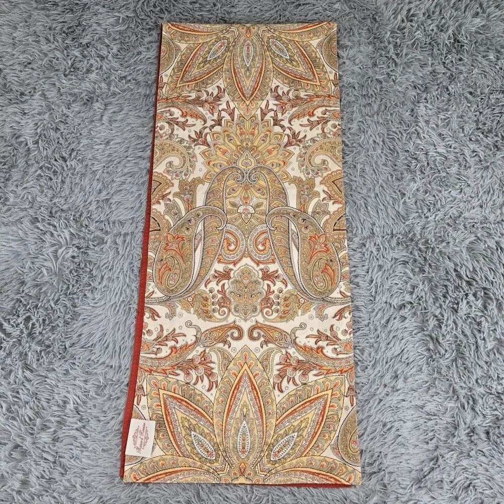 Maison d' Hermine Paisley Multicolor 70